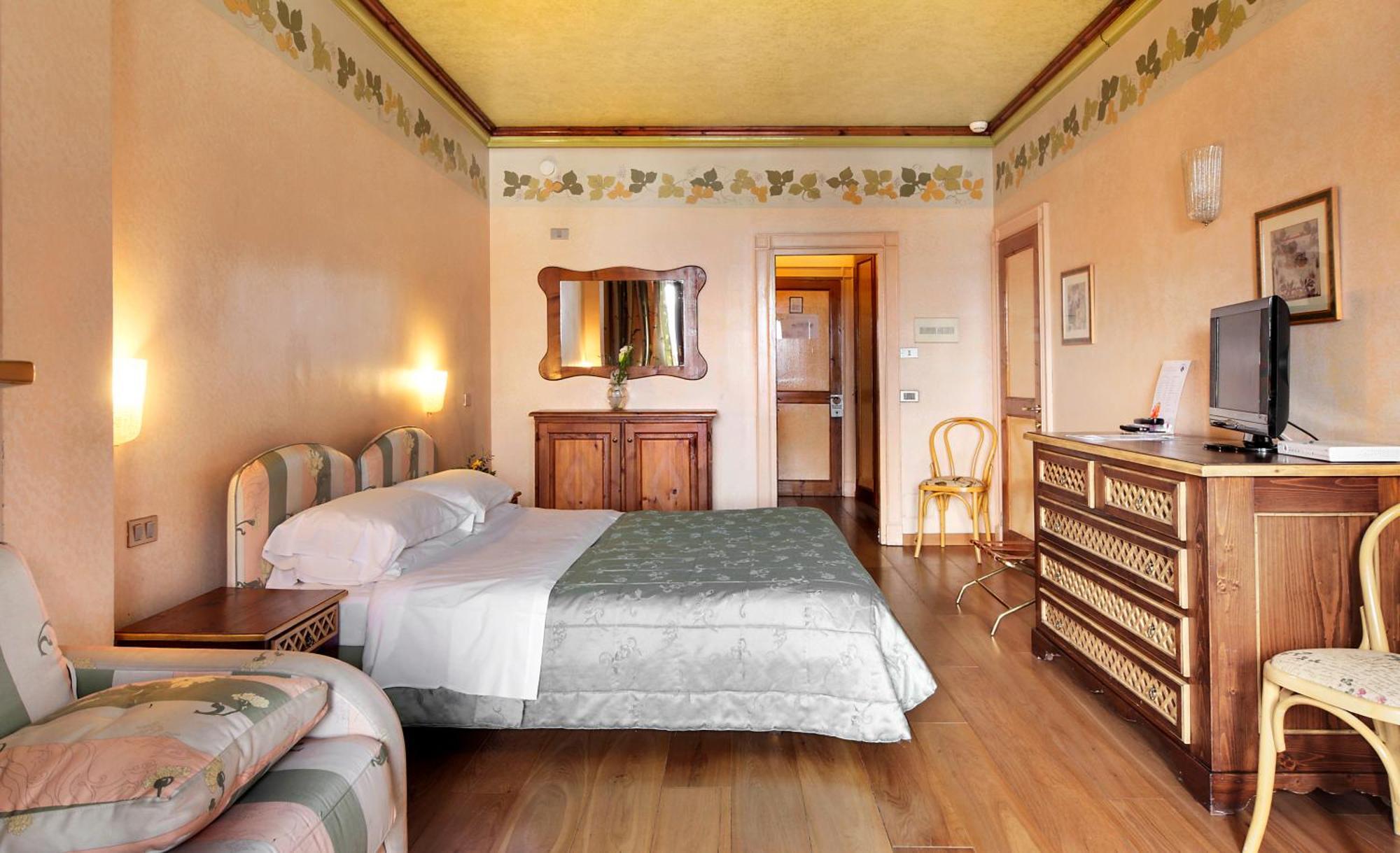 Hotel Club Relais Des Alpes Madonna Esterno foto