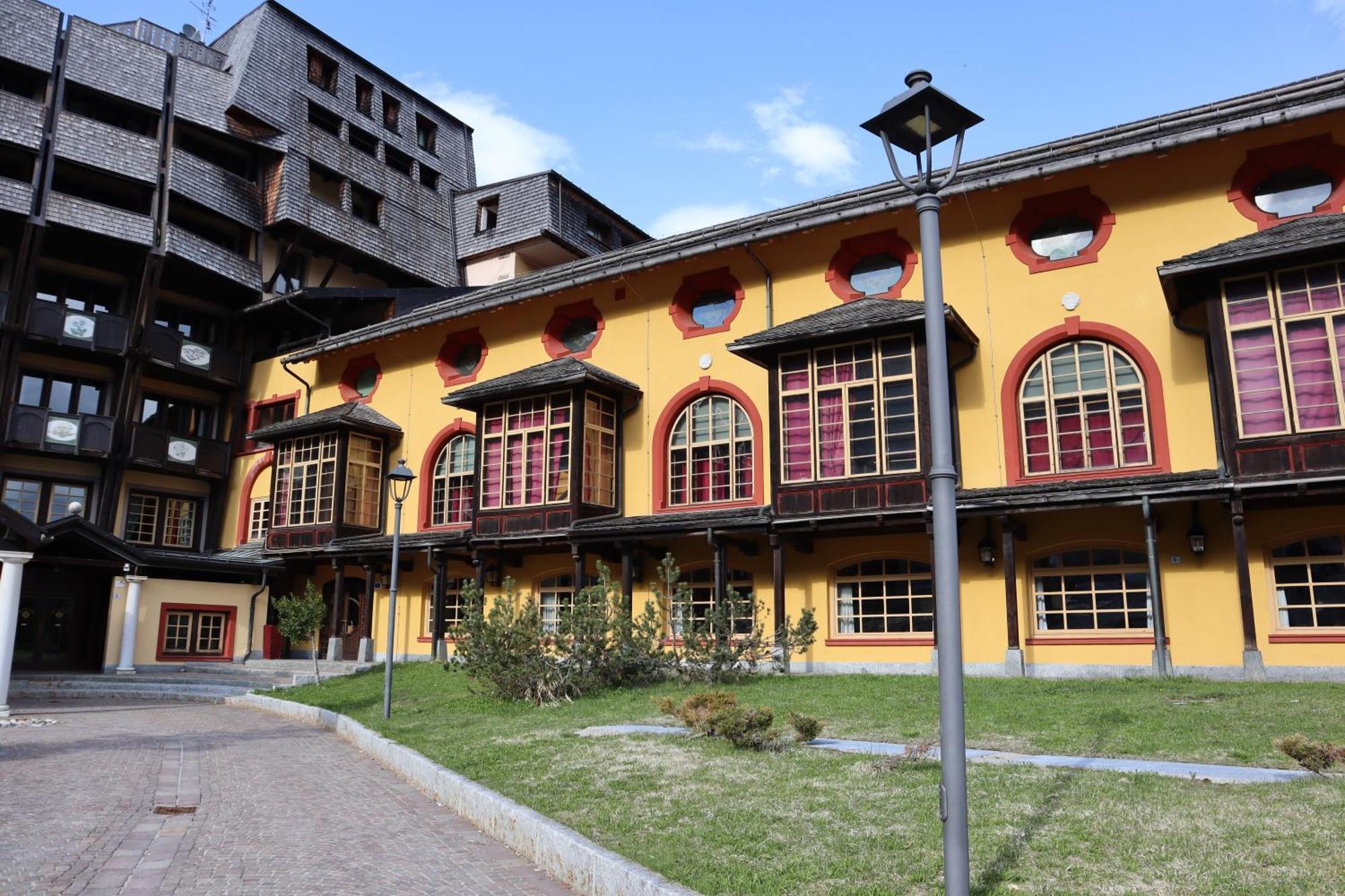 Hotel Club Relais Des Alpes Madonna Esterno foto