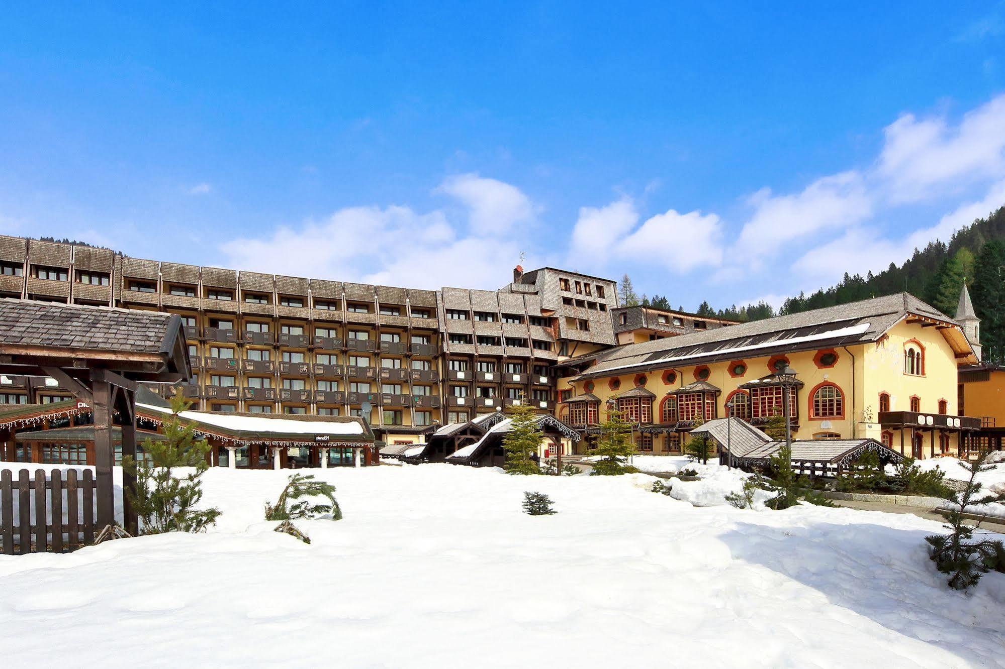 Hotel Club Relais Des Alpes Madonna Esterno foto