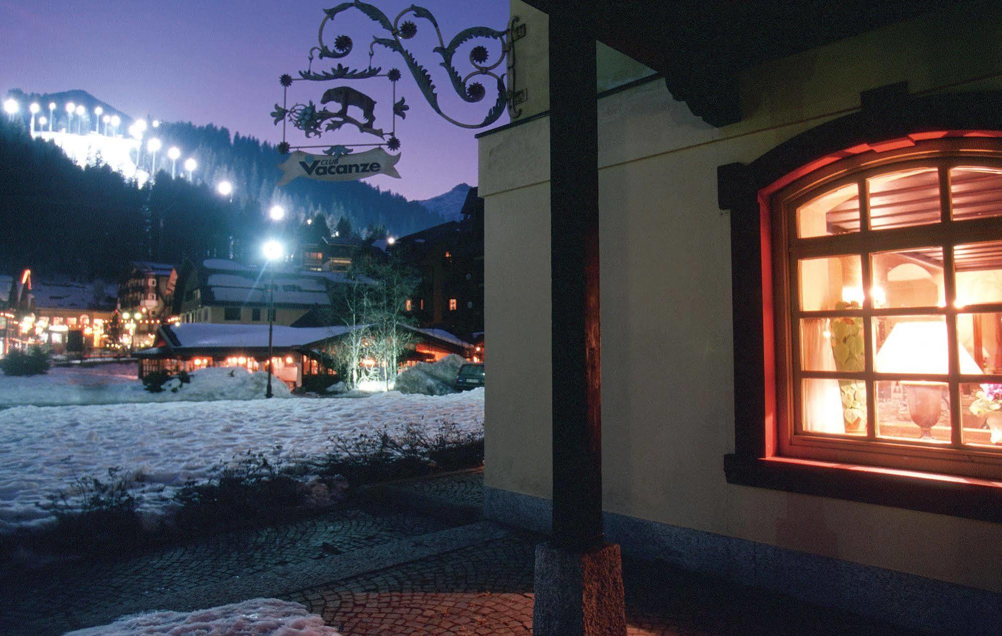Hotel Club Relais Des Alpes Madonna Esterno foto